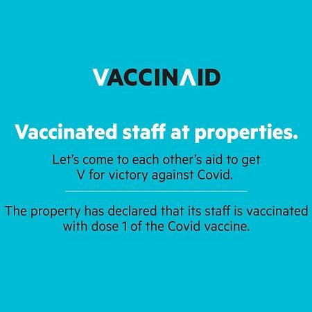 Vaccinated Staff - Oyo 11400 The Down Town Suites Hyderabad Exterior foto